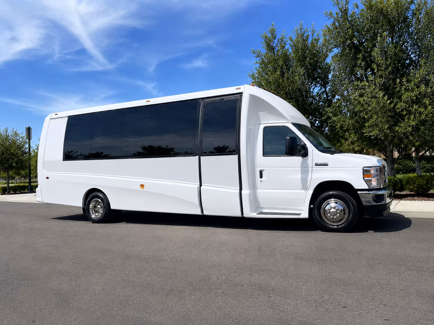 bus rentals for bands performers and touring groups in the south bay