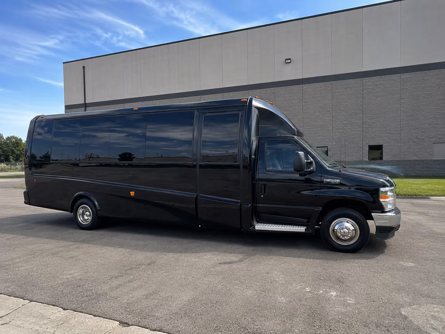 bus rentals for redondo beach youth group trips and events