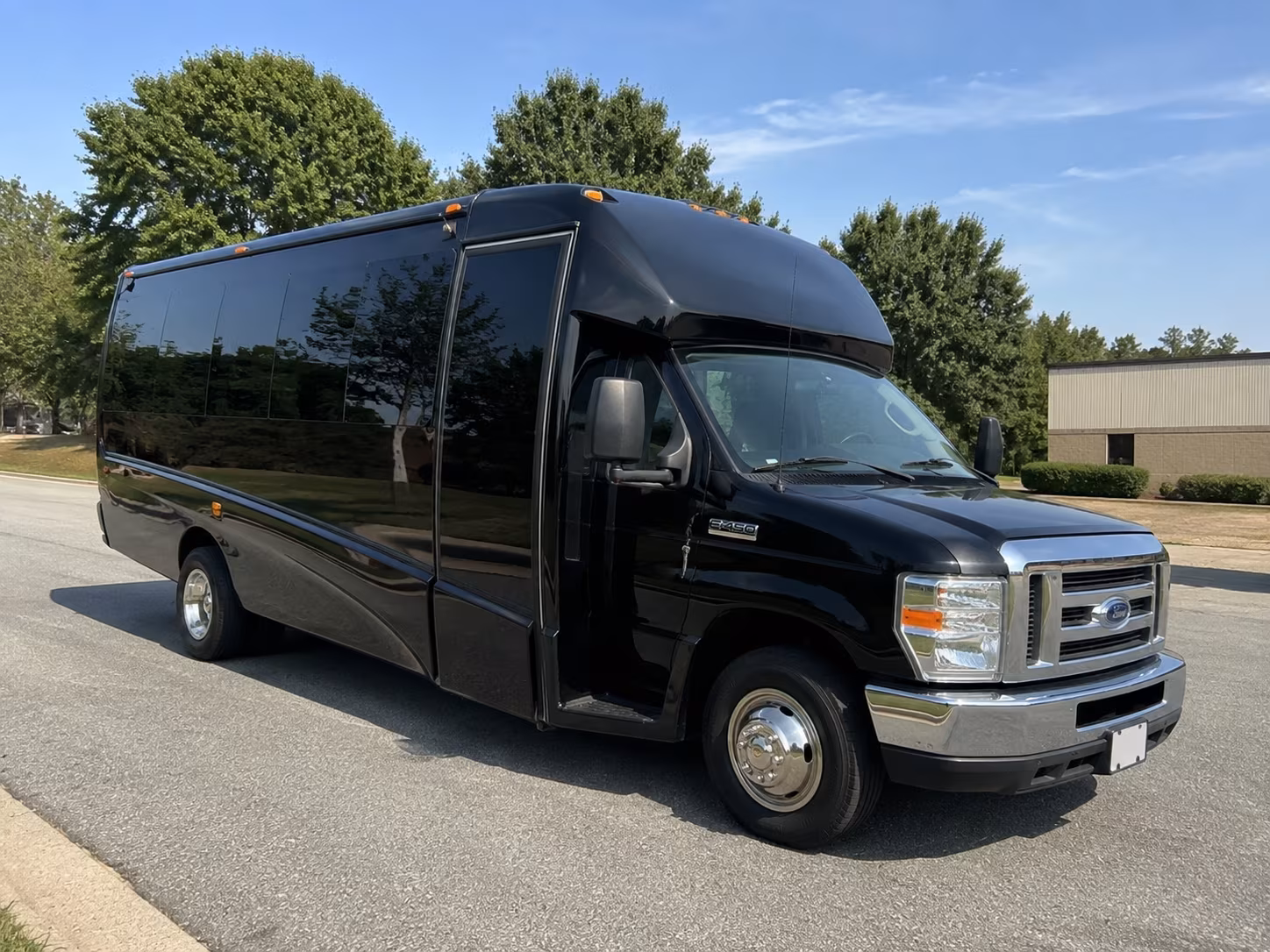 charter buses for redondo beach church retreats and overnight trips
