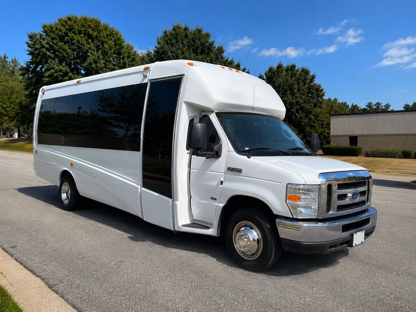 festival bus rentals for coachella stagecoach and desert weekend events