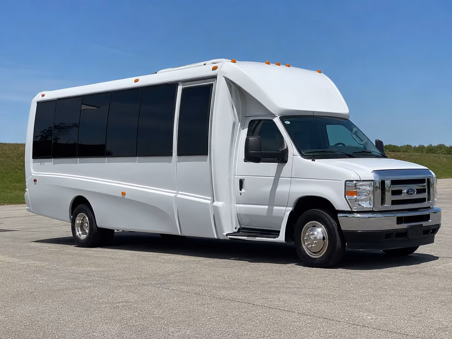 party buses for redondo beach bar crawls and night out groups