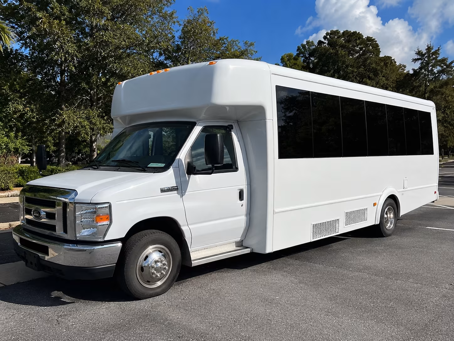 party buses for redondo beach bridal parties and wedding celebrations