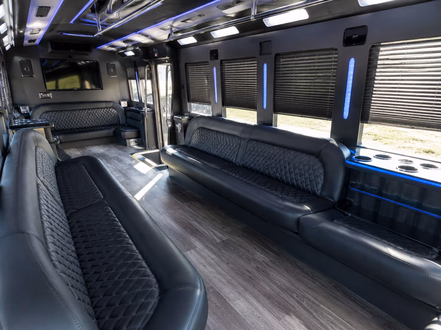 why rent using redondobeachcoachbusservice com